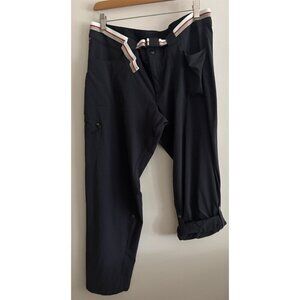 EMS Women’s Nylon Black Hiking/performance Pants With Belt Size 14 Adjust Legs